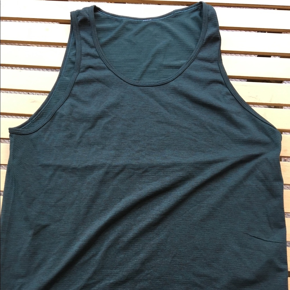 Lululemon Men’s Metal Vent Tank